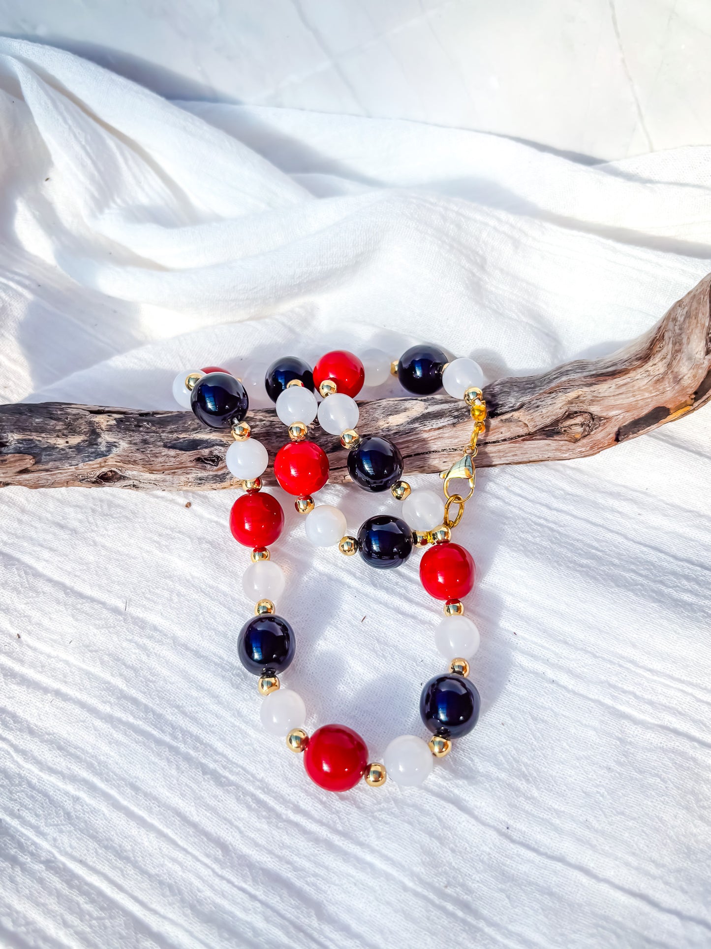 Black and red white beaded necklace - Beadsmith