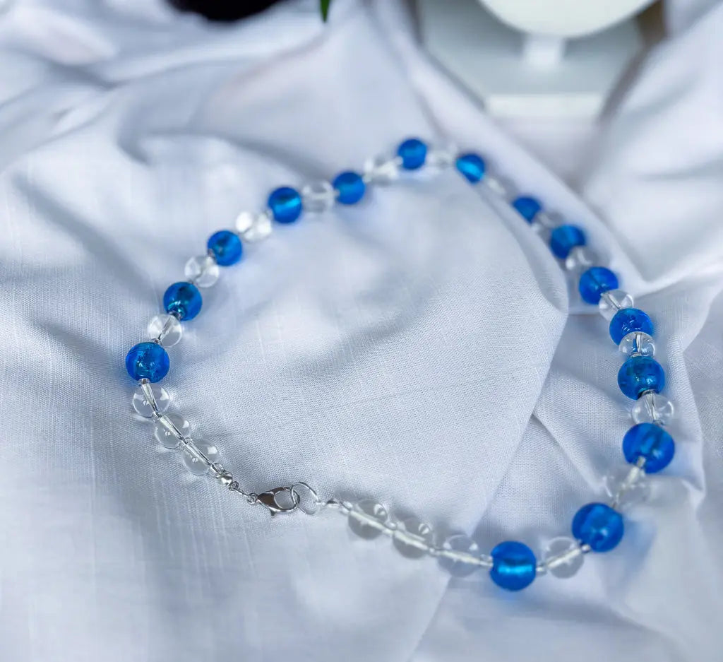 Blue and clear round beaded necklace - Beadsmith