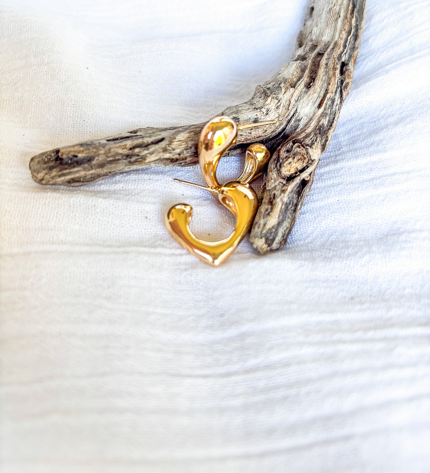Gold Heart Chunky Studs - Beadsmith