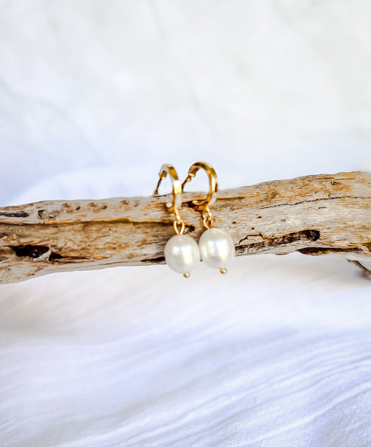 Freshwater Pearl Chunky half Huggie Hoops - Beadsmith