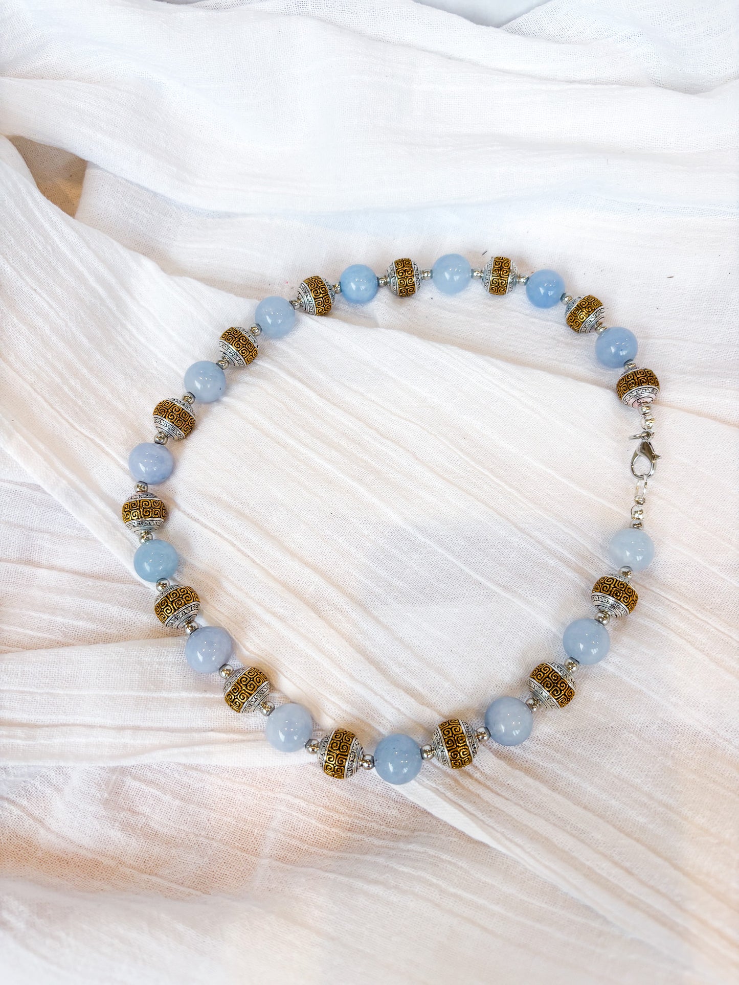 Pale blue and metal detailed round bead short necklace - Beadsmith