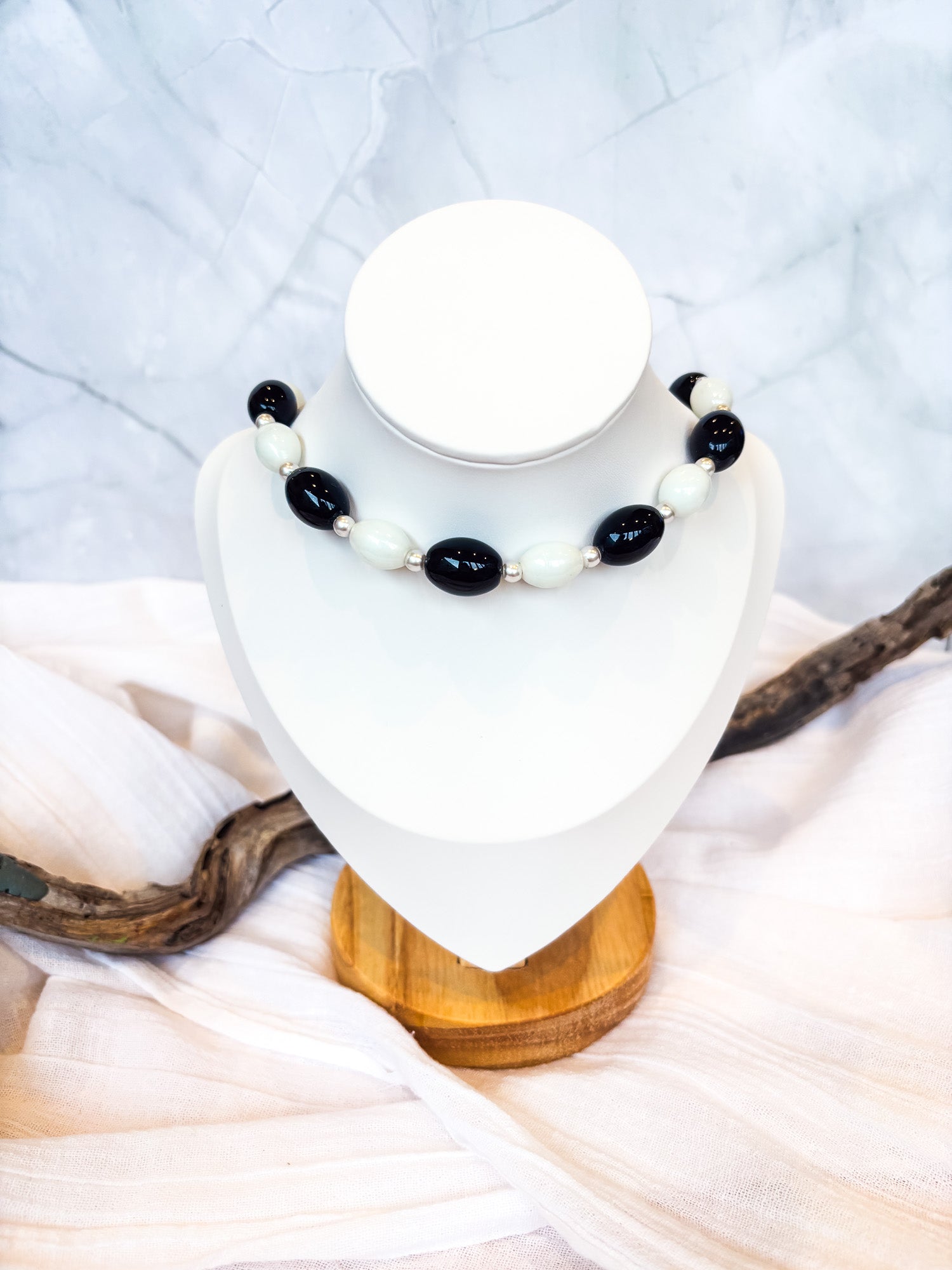 Handmade Black and White Oval Beaded Necklace - Beadsmith