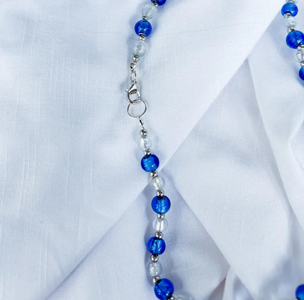 Blue round and white glass beaded necklace - Beadsmith