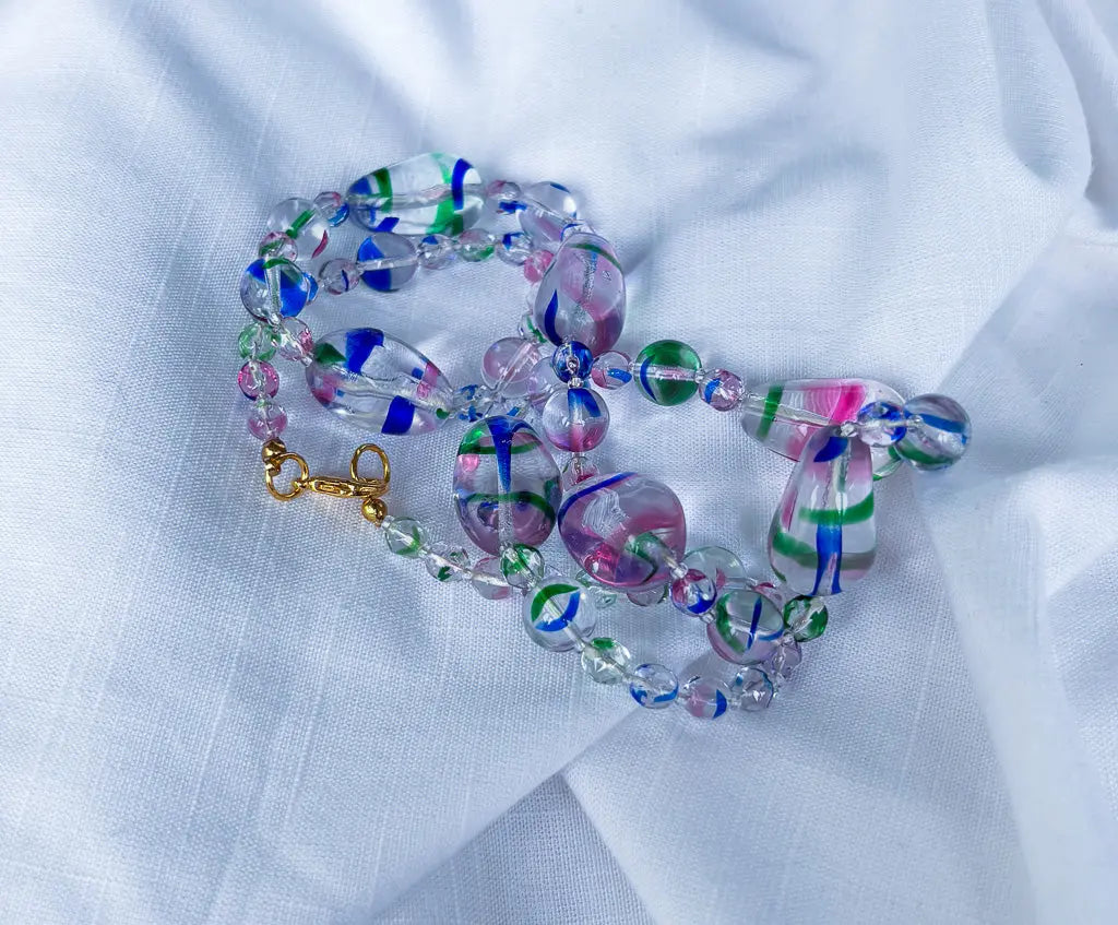Clear and pink chunky beaded necklace - Beadsmith