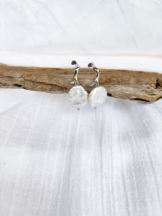 Sterling silver chunky hoop with nugget pearl - Beadsmith