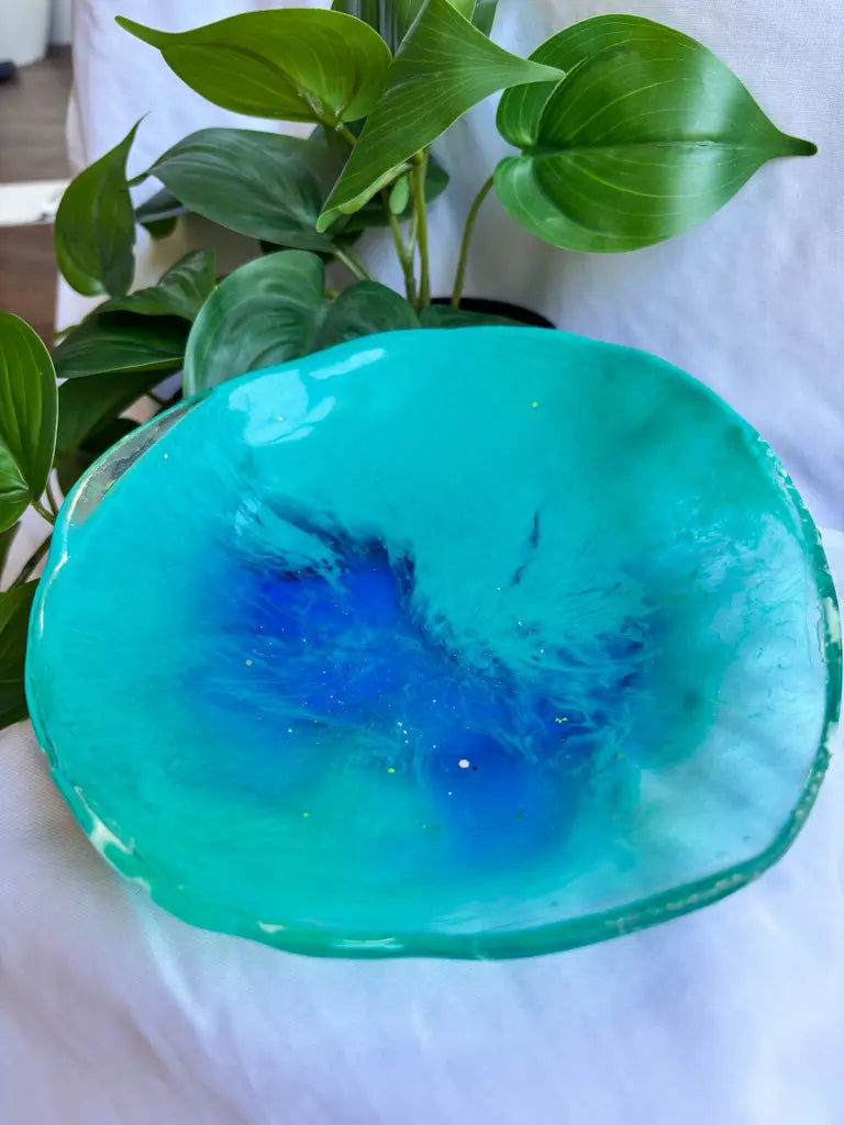 Green and Blue resin round trinket dish - Beadsmith