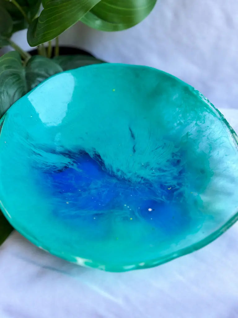 Green and Blue resin round trinket dish - Beadsmith