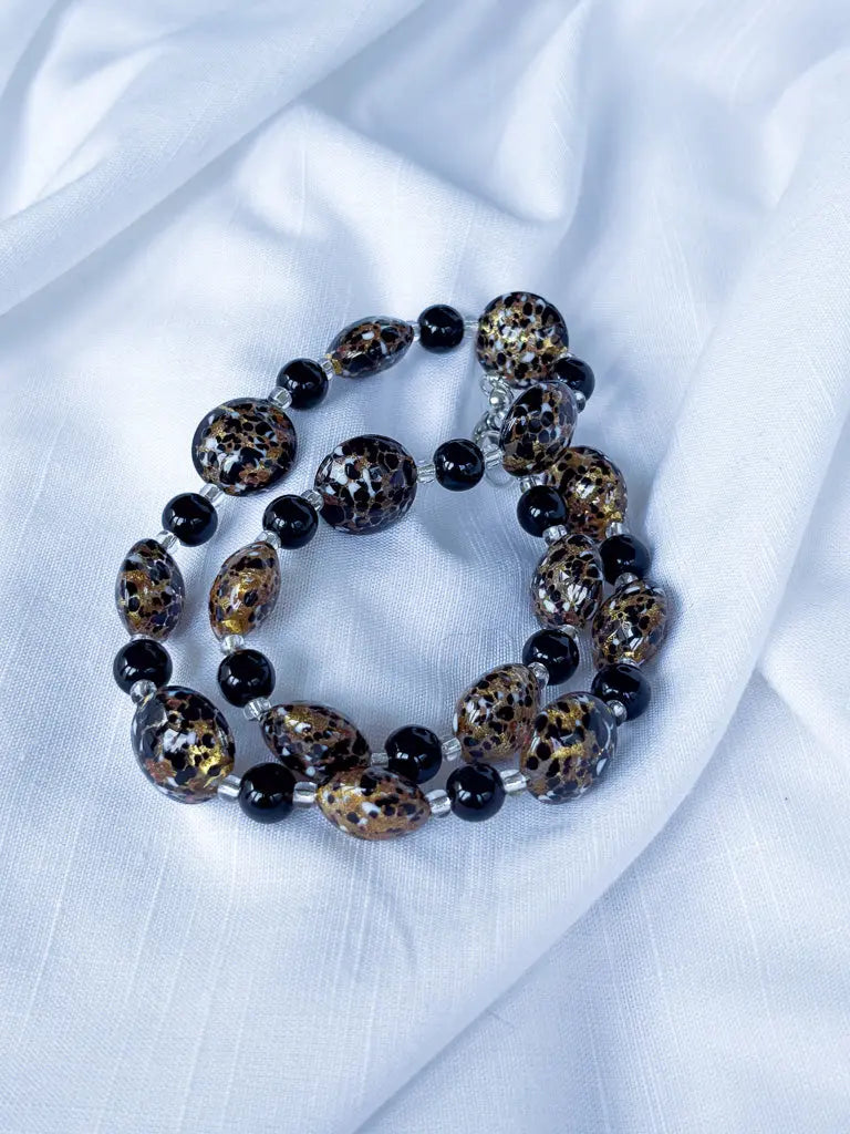 Leopard and black glass beaded necklace - Beadsmith