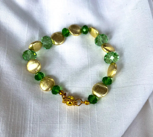 Pretty Green and gold beaded bracelet - Beadsmith