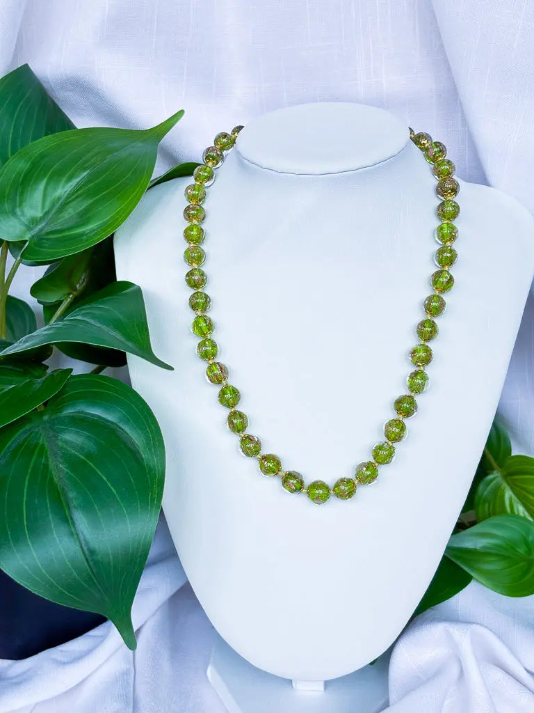 Round green and bronze beaded necklace - Beadsmith