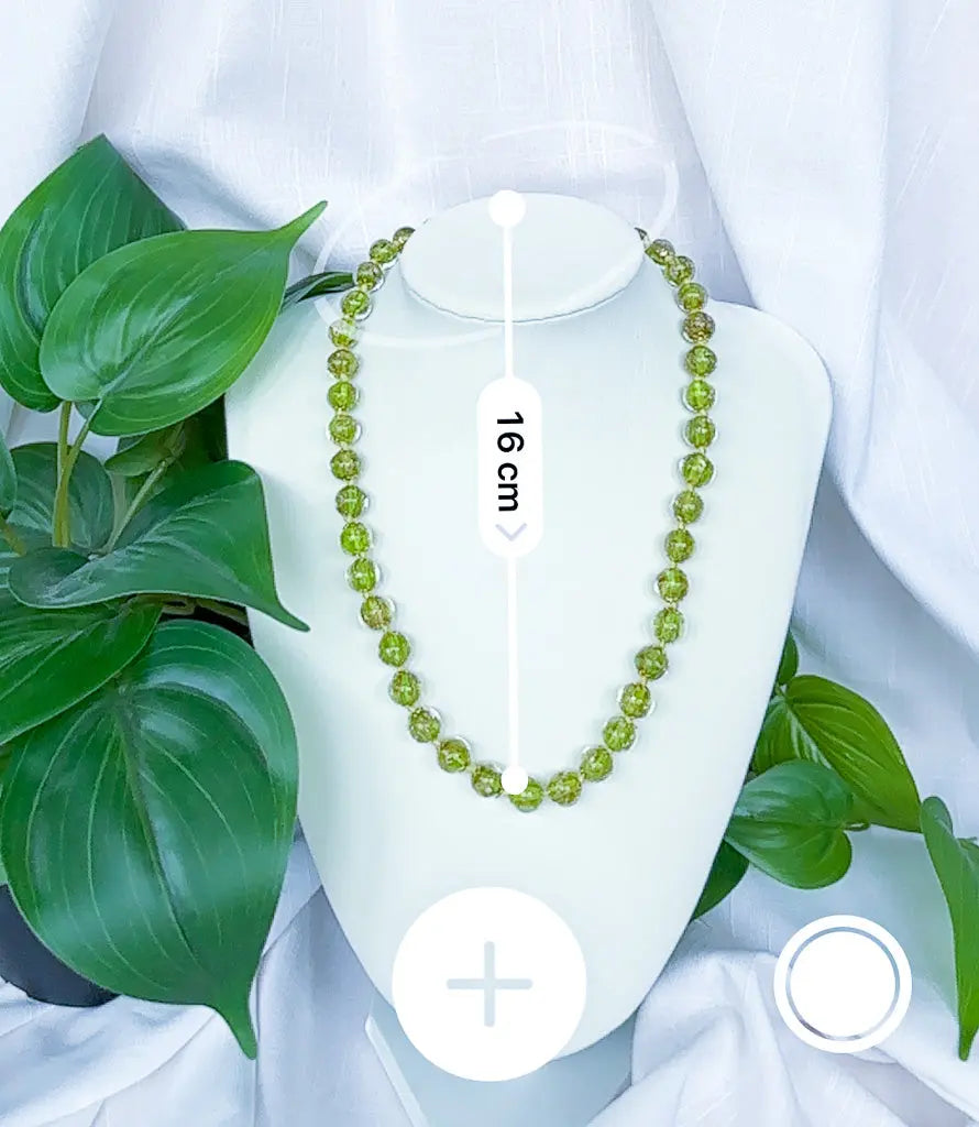 Round green and bronze beaded necklace - Beadsmith