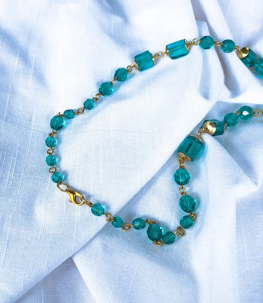 Teal and gold sqaure beaded necklace - Beadsmith